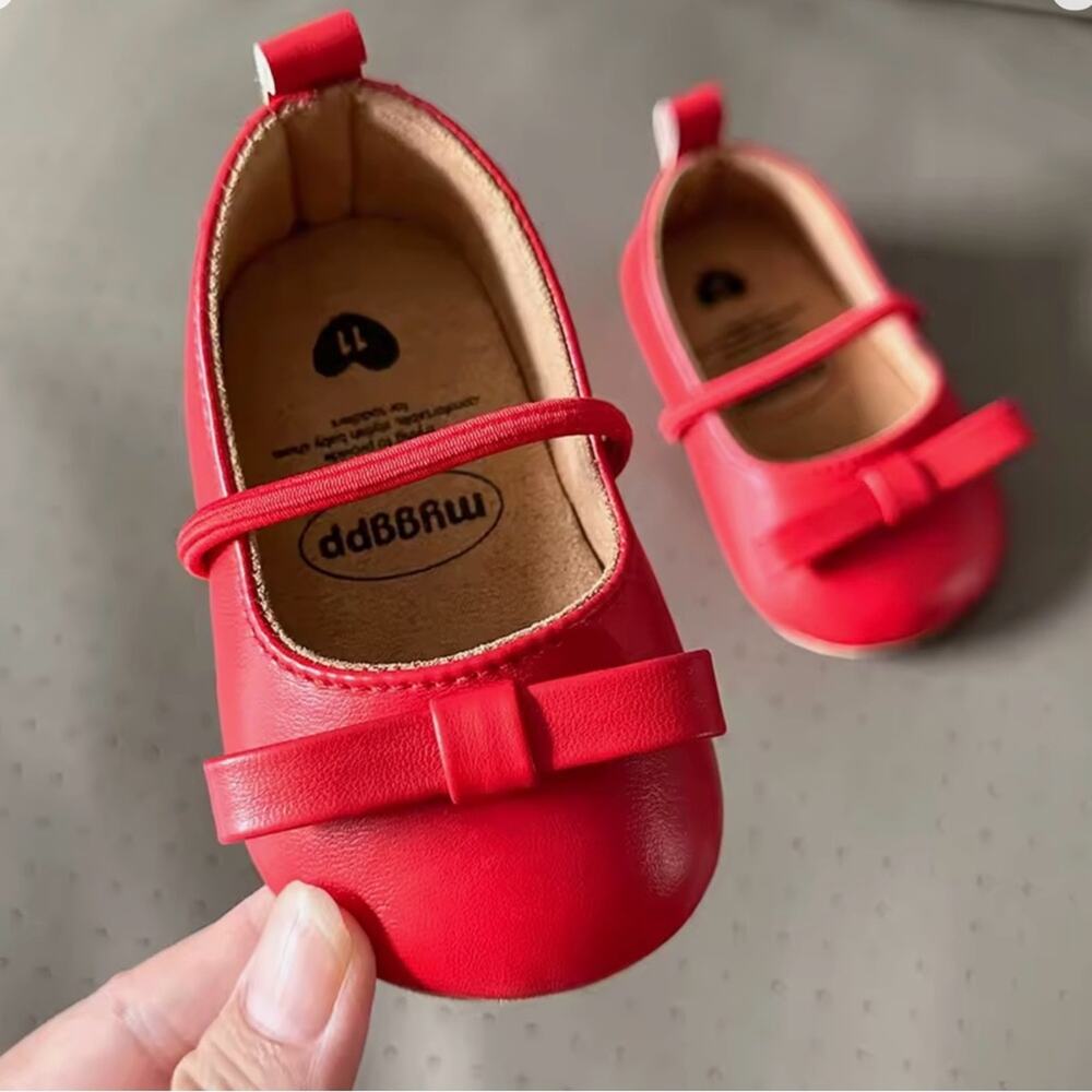 New Red Mary Jane baby girl Shoes 0-6 months